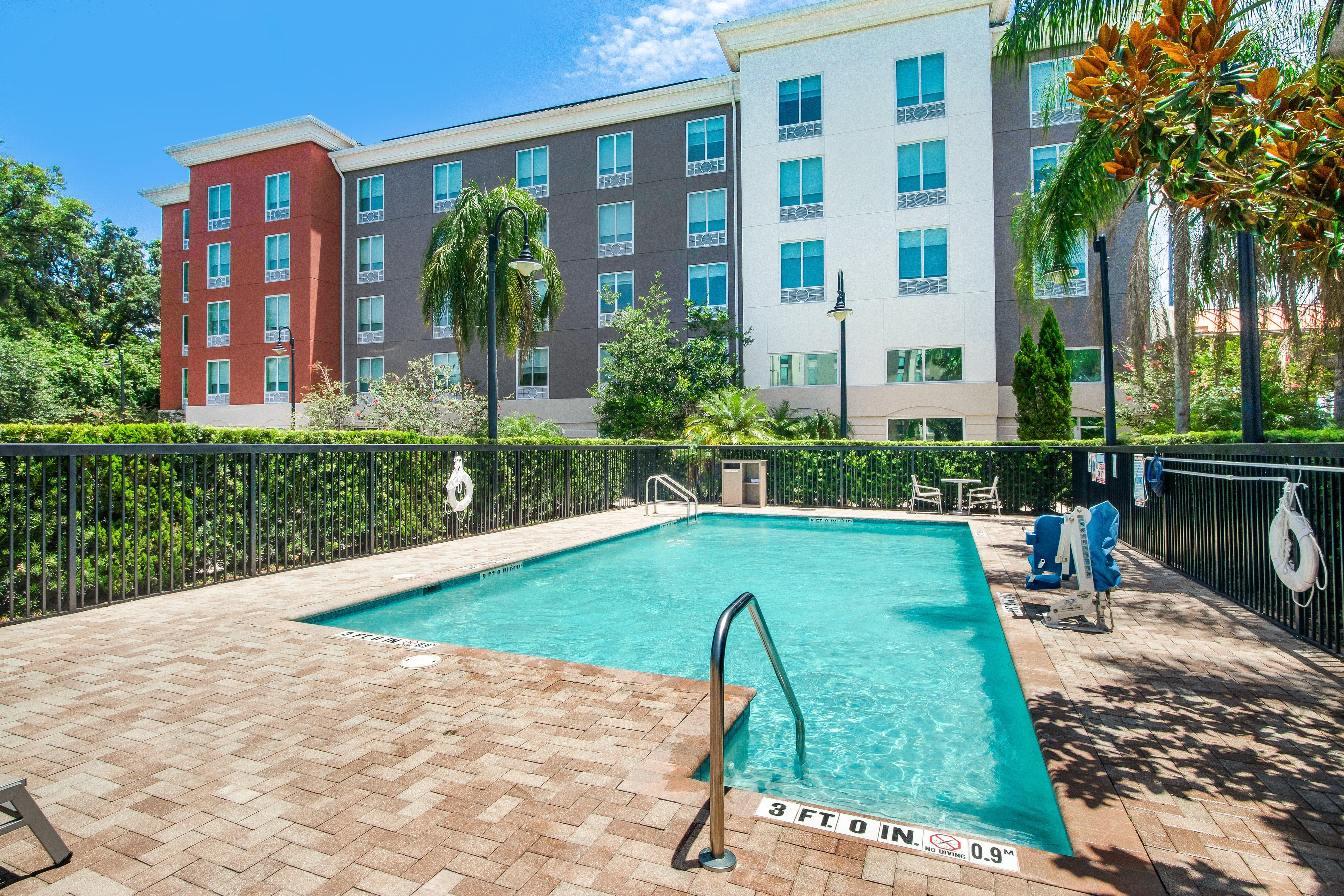 Holiday Inn Express Hotel & Suites Orlando - Apopka By Ihg Forest City Eksteriør billede
