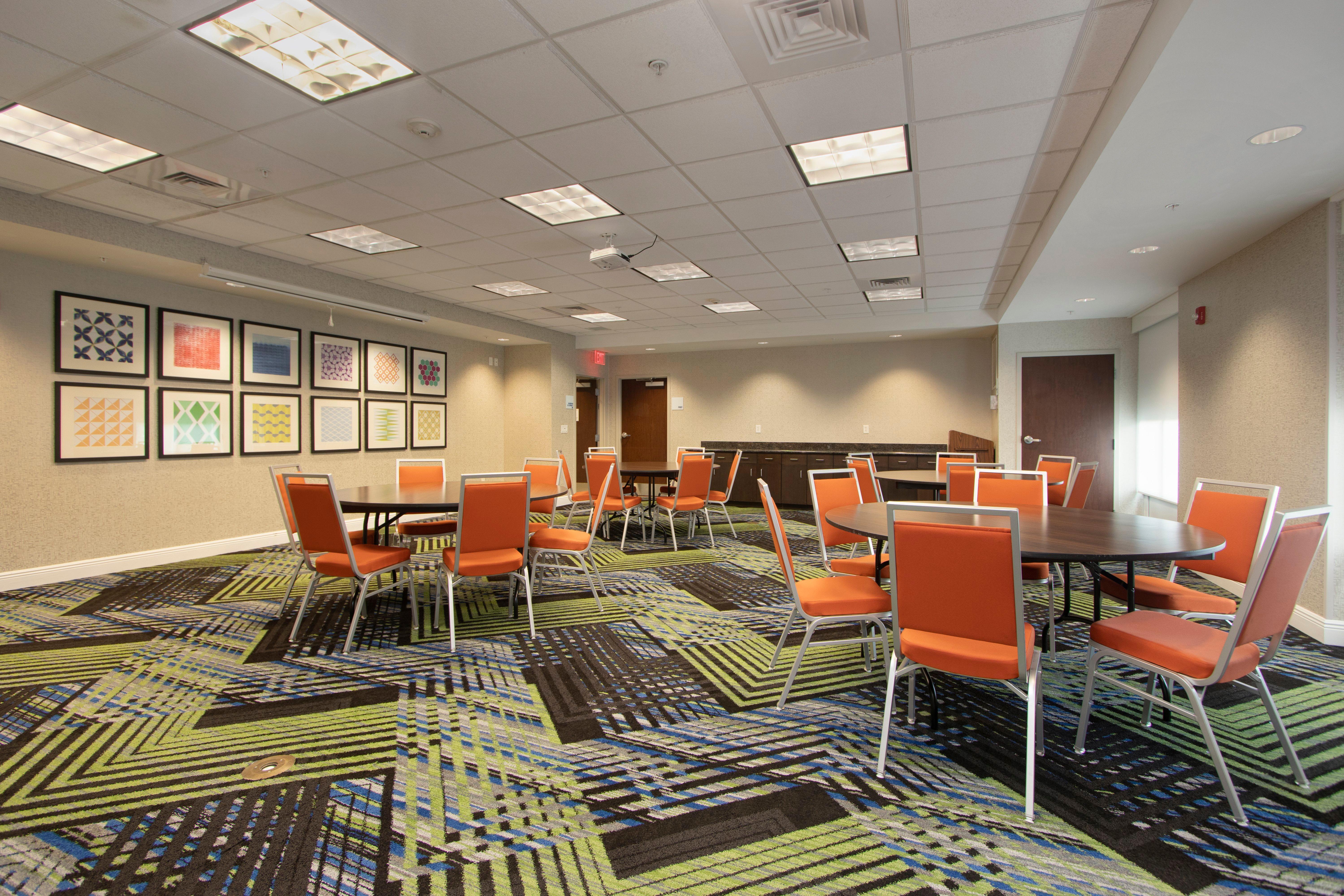 Holiday Inn Express Hotel & Suites Orlando - Apopka By Ihg Forest City Eksteriør billede